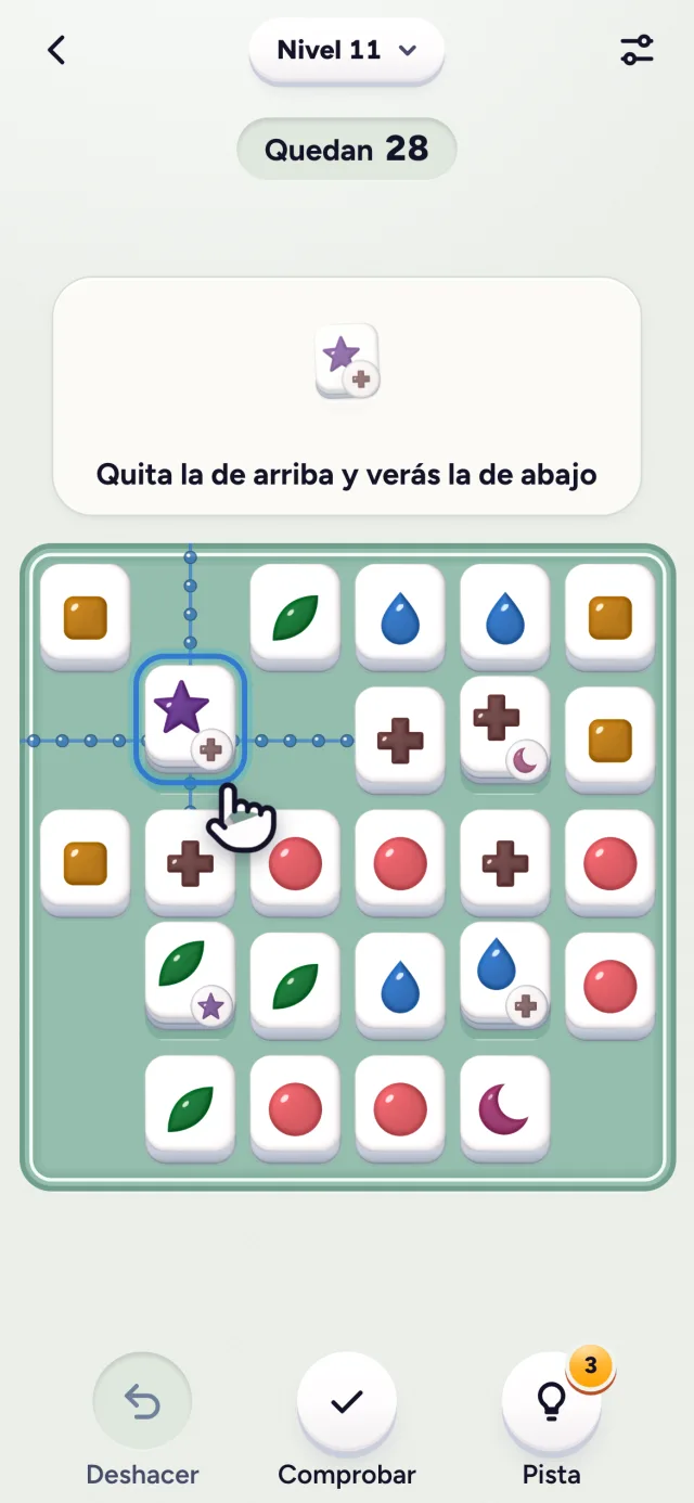 A real screen of the game on an iPhone, level 11: a selected tile with a star and its dotted line of sight crossing the green board. The interface is in Spanish.